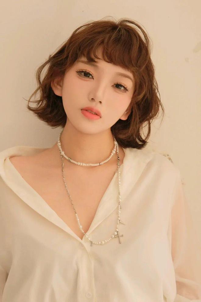波短发“反杀”让你美到开挂瓦力棋牌长发封印颜值？这(图13)