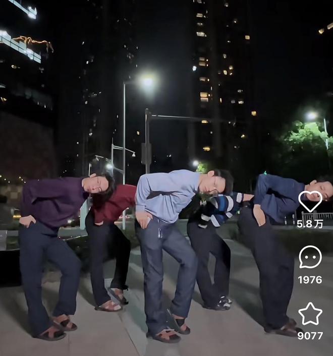 ？ 2025流行文化盘点瓦利棋牌我爱我但我是谁(图17)